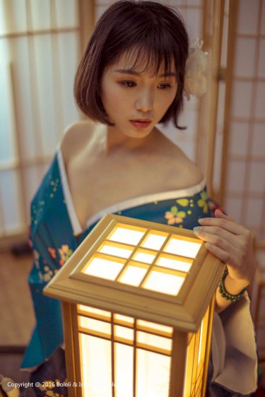 美女僵尸